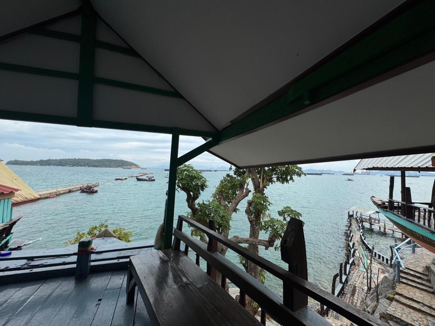 Rimtalay Resort Koh Si Chang Exterior foto